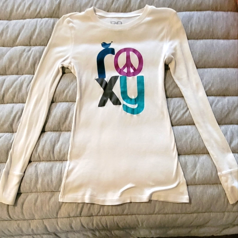 Roxy long sleeve shirt